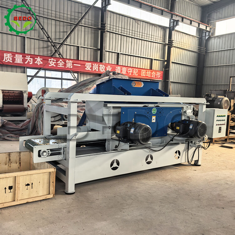เครื่องขี้กบไม้ลูกกลิ้ง 125 มม. พลังการทำงาน 4kw ขนาดเอาต์พุตที่กำหนดเอง อุปกรณ์แปรรูปไม้หลายชนิด