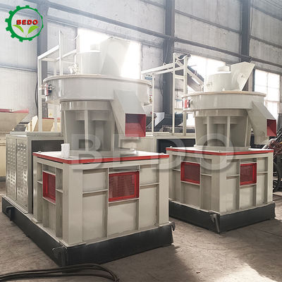 เครื่องกลั่นลูกกระดาษไม้ 380V 1000kg/h 2400 * 1300 * 1600mm