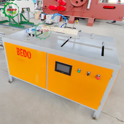 2400pcs/h เครื่องตัดบล็อกพลาตไม้แบบนิวเมติก สามารถปรับแต่งได้